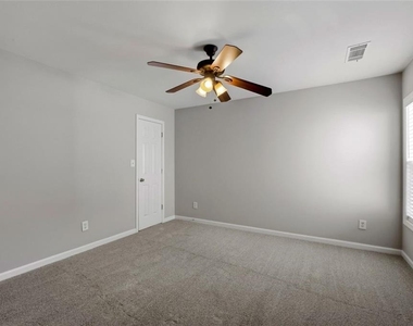 2531 Fieldview Way - Photo Thumbnail 10