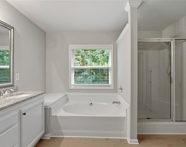 2531 Fieldview Way - Photo Thumbnail 17