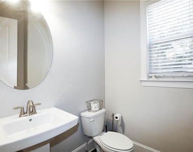 1920 Townsend Court - Photo Thumbnail 21
