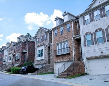 1920 Townsend Court - Photo Thumbnail 2