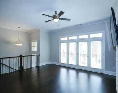 1920 Townsend Court - Photo Thumbnail 11