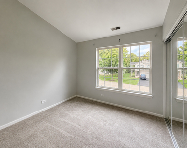 7134 S Stratton Lane - Photo Thumbnail 12