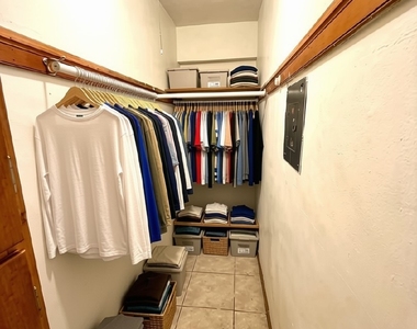 3158-3158 W 93rd Street - Photo Thumbnail 6