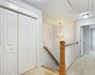 655 Mead Street Se - Photo Thumbnail 14