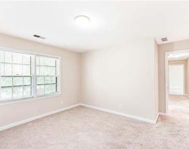 919 Bridgegate Drive Ne - Photo Thumbnail 35