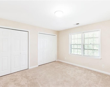 919 Bridgegate Drive Ne - Photo Thumbnail 33