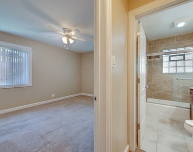 32 N Main Street - Photo Thumbnail 14
