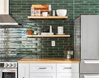 1291 Avon Avenue Sw - Photo Thumbnail 7