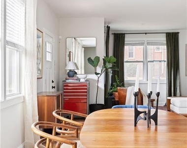 1291 Avon Avenue Sw - Photo Thumbnail 9