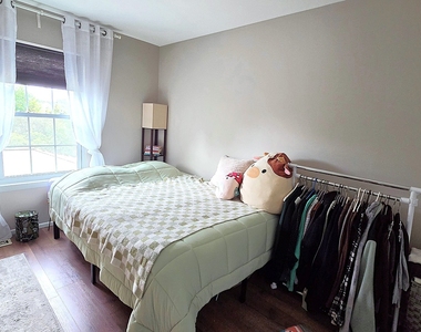 2253 Camden Lane - Photo Thumbnail 17