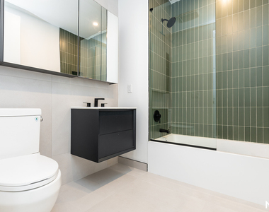 527 Grand Ave - Photo Thumbnail 16