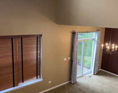 2824 White Thorn Circle - Photo Thumbnail 19