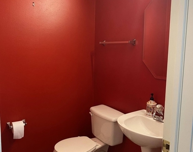 2824 White Thorn Circle - Photo Thumbnail 13