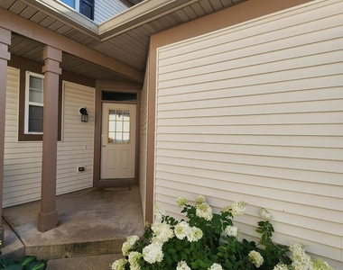 2822 Gypsum Circle - Photo Thumbnail 3
