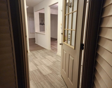 2822 Gypsum Circle - Photo Thumbnail 7