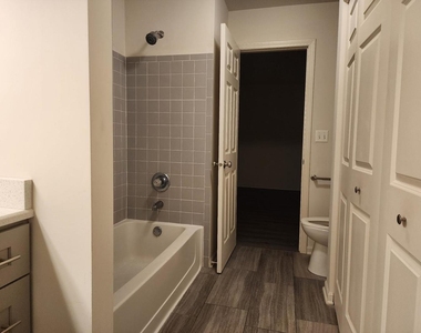 2822 Gypsum Circle - Photo Thumbnail 11