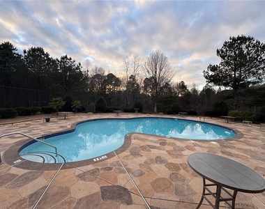780 Duberry Street - Photo Thumbnail 21