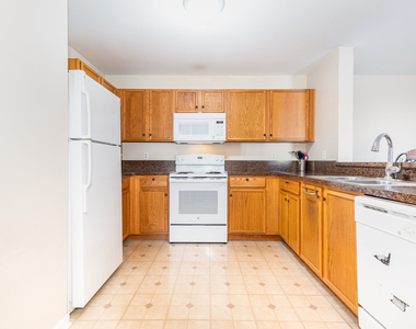 146 Bertram Drive - Photo Thumbnail 9