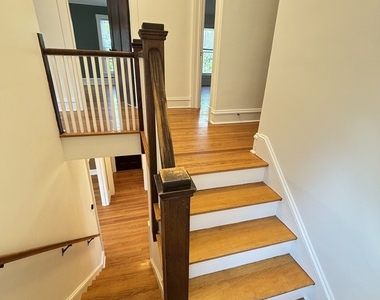 111 Pleasant Avenue - Photo Thumbnail 10