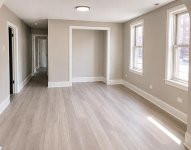 9611 S Avenue L Avenue - Photo Thumbnail 7