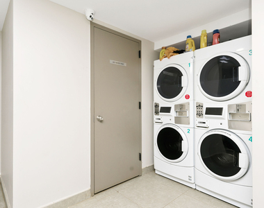 85 Stanhope St - Photo Thumbnail 15