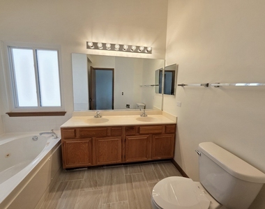 24 E Honeysuckle Drive - Photo Thumbnail 24