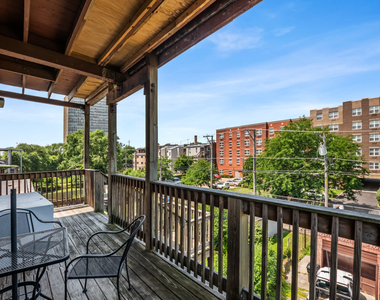 6144 S Indiana Avenue - Photo Thumbnail 12