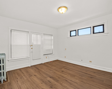 6144 S Indiana Avenue - Photo Thumbnail 1