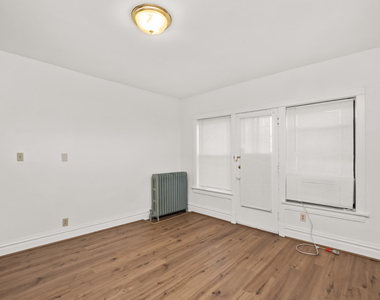 6144 S Indiana Avenue - Photo Thumbnail 4