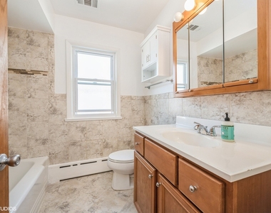 96 Forest Avenue - Photo Thumbnail 9