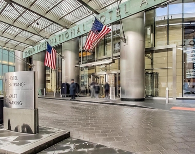 401 N Wabash Avenue - Photo Thumbnail 10