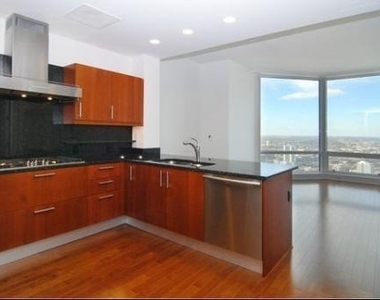 401 N Wabash Avenue - Photo Thumbnail 3