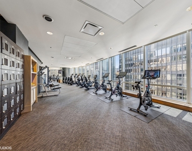 401 N Wabash Avenue - Photo Thumbnail 21