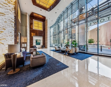 401 N Wabash Avenue - Photo Thumbnail 12