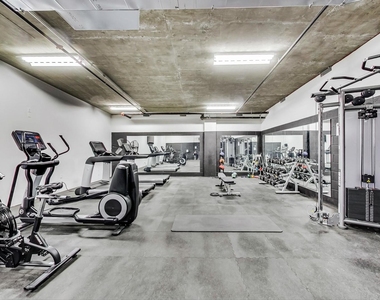 171 N Aberdeen Street - Photo Thumbnail 17