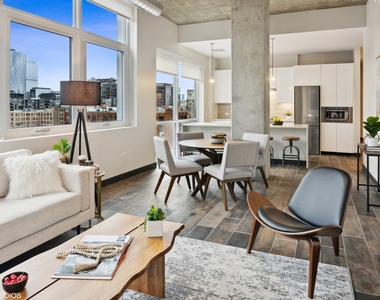171 N Aberdeen Street - Photo Thumbnail 4