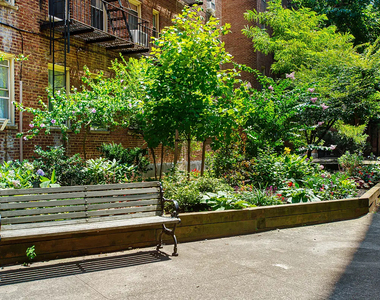 46th street - Photo Thumbnail 13