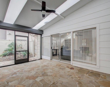 13914 Swiss Hill Drive - Photo Thumbnail 3