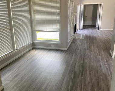 7519 San Benito Drive - Photo Thumbnail 7