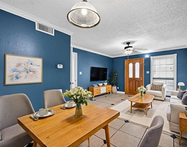 1220 Shadowdale Drive - Photo Thumbnail 12