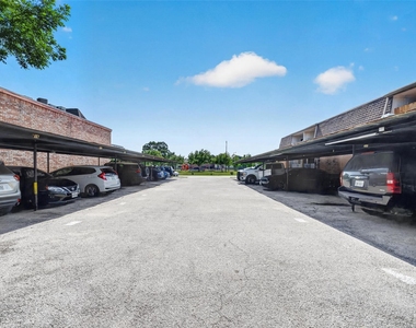 1220 Shadowdale Drive - Photo Thumbnail 28