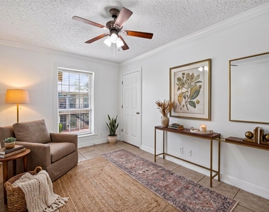 1220 Shadowdale Drive - Photo Thumbnail 20