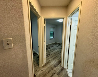 1910 Plum Falls Lane - Photo Thumbnail 26