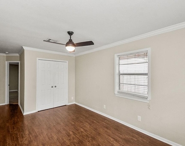 5037 W 43rd Street - Photo Thumbnail 24