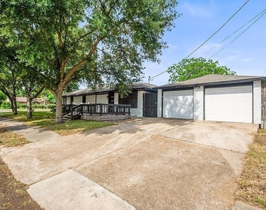 5037 W 43rd Street - Photo Thumbnail 27