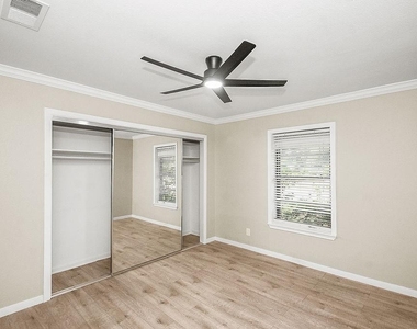 5037 W 43rd Street - Photo Thumbnail 21