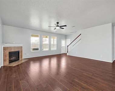 1827 Macondray Drive - Photo Thumbnail 6