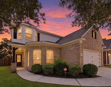 1827 Macondray Drive - Photo Thumbnail 1