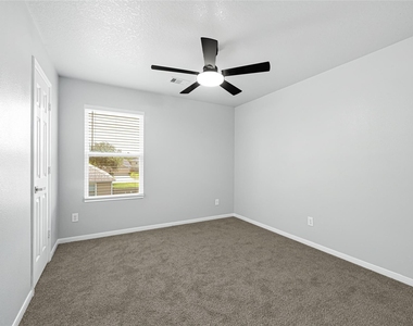 1827 Macondray Drive - Photo Thumbnail 28