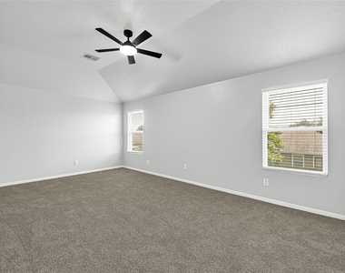 1827 Macondray Drive - Photo Thumbnail 19
